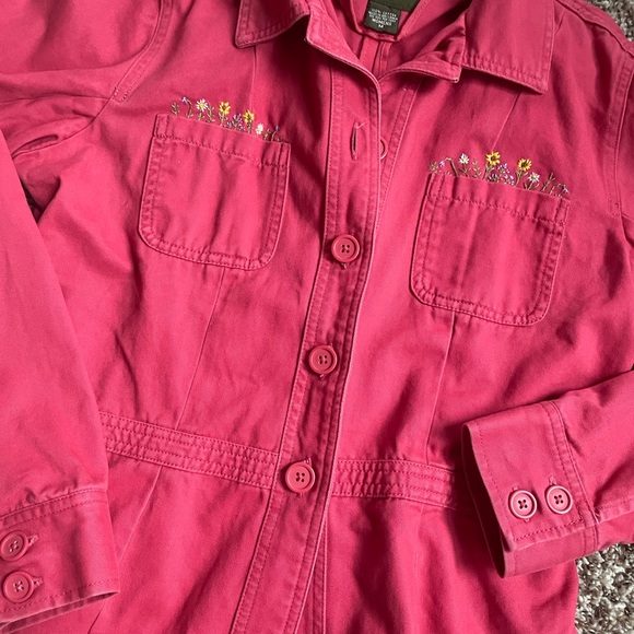 Eddie Bauer hand embroidered red jean jacket - Picture 11 of 15
